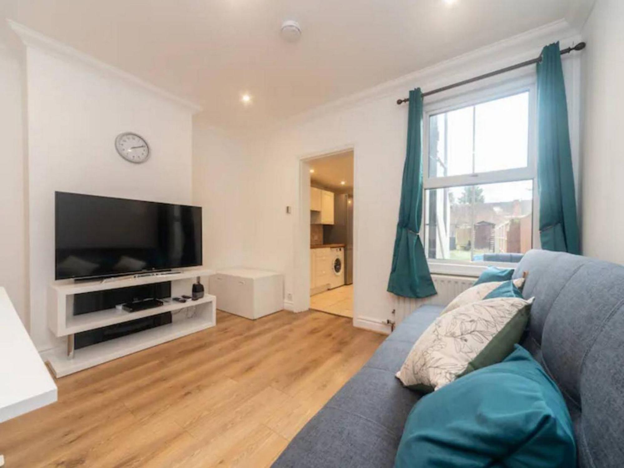 Charming Period Near Surbiton With Garden Casa vacanze Londra